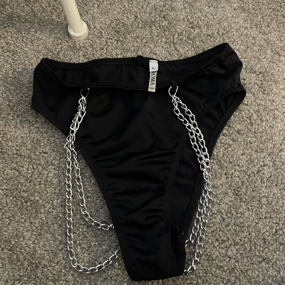 never worn before size large from Roma